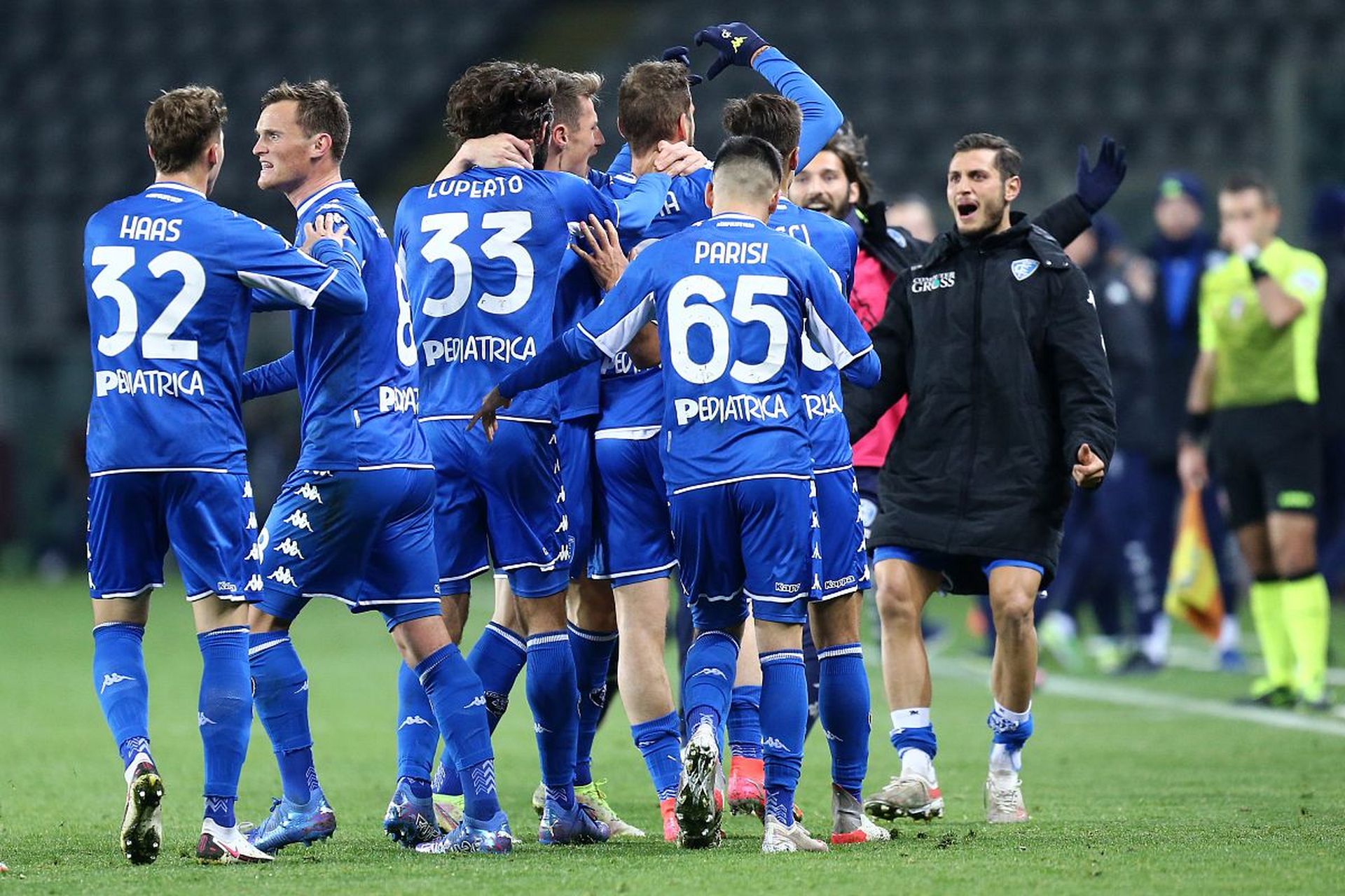 攻核心的配 攻核心的配