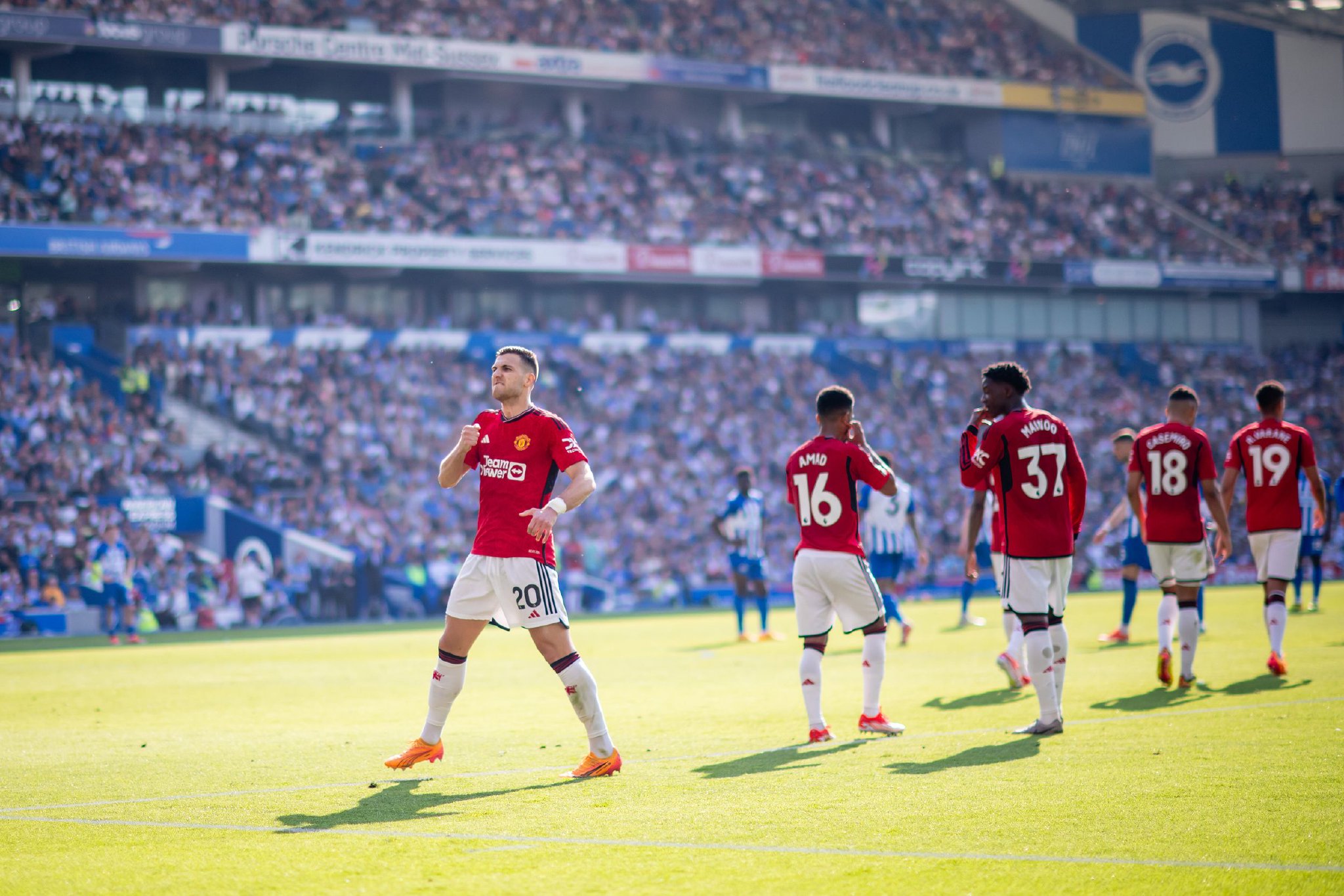 米兰方面对 米兰方面对